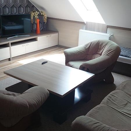 Krzyż Fitnessfun Bed & Breakfast エクステリア 写真